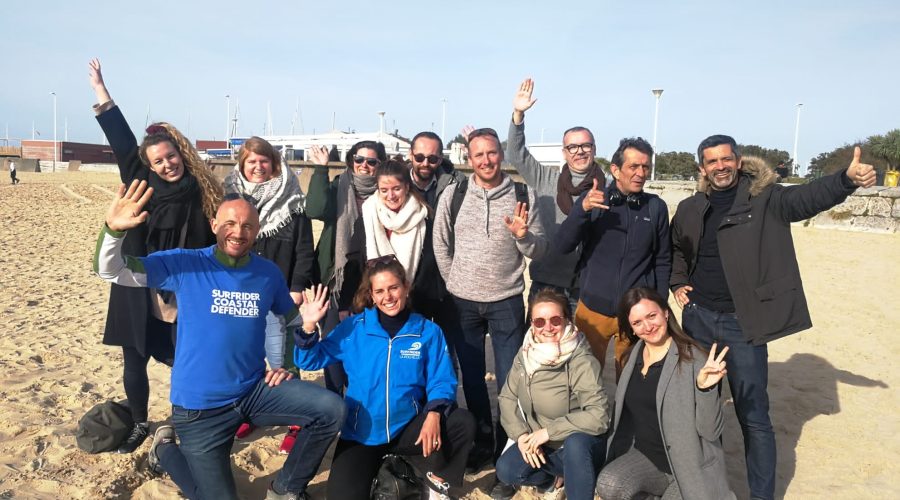 Cosy Hotels photo groupe action solidaire Surf Rider