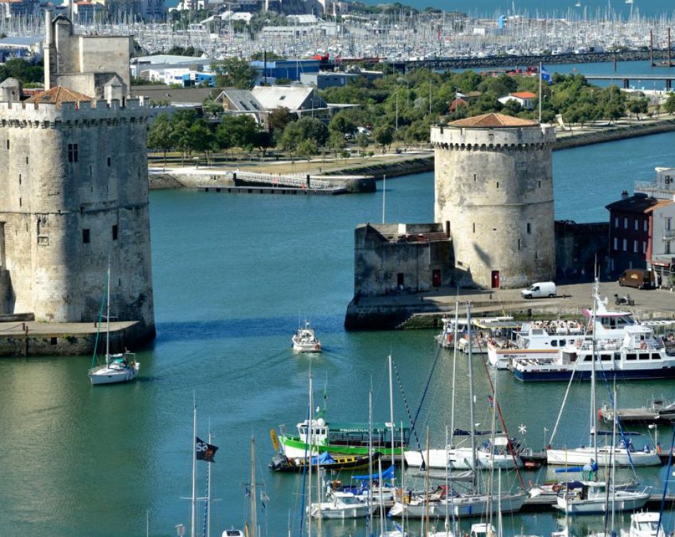 vue sur le port de la rochelle - boutique hotel la rochelle